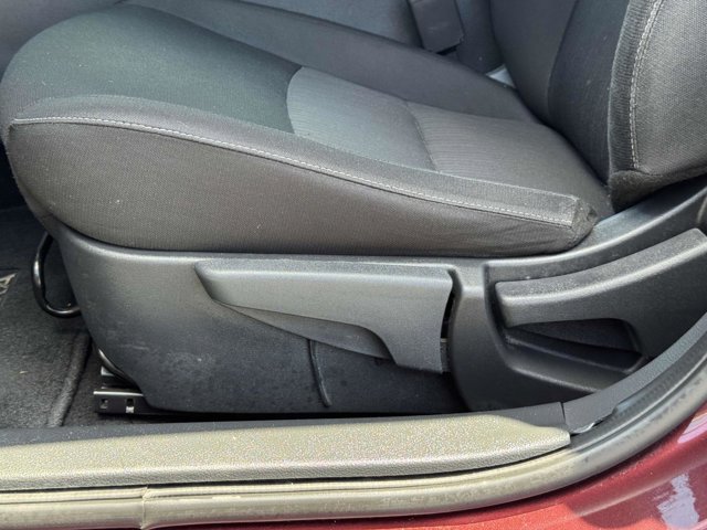 Vehicle image 24 of 27