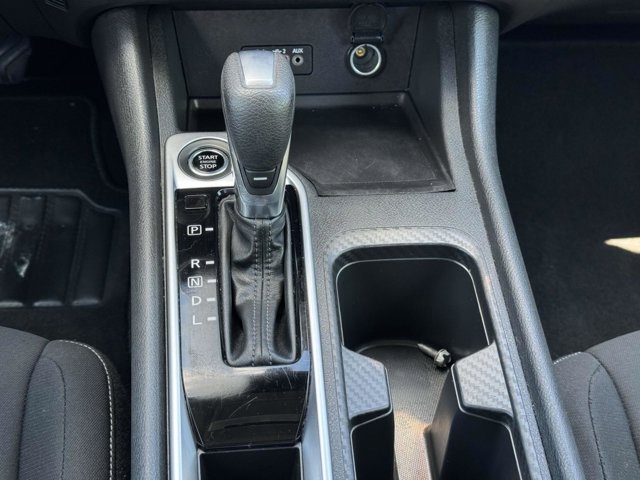 Vehicle image 11 of 27