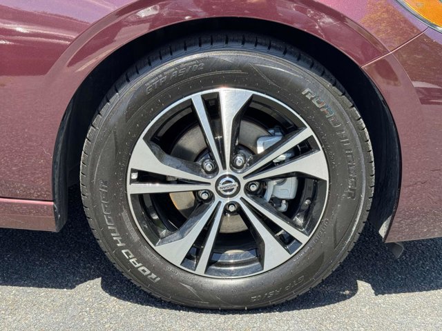 Vehicle image 26 of 27