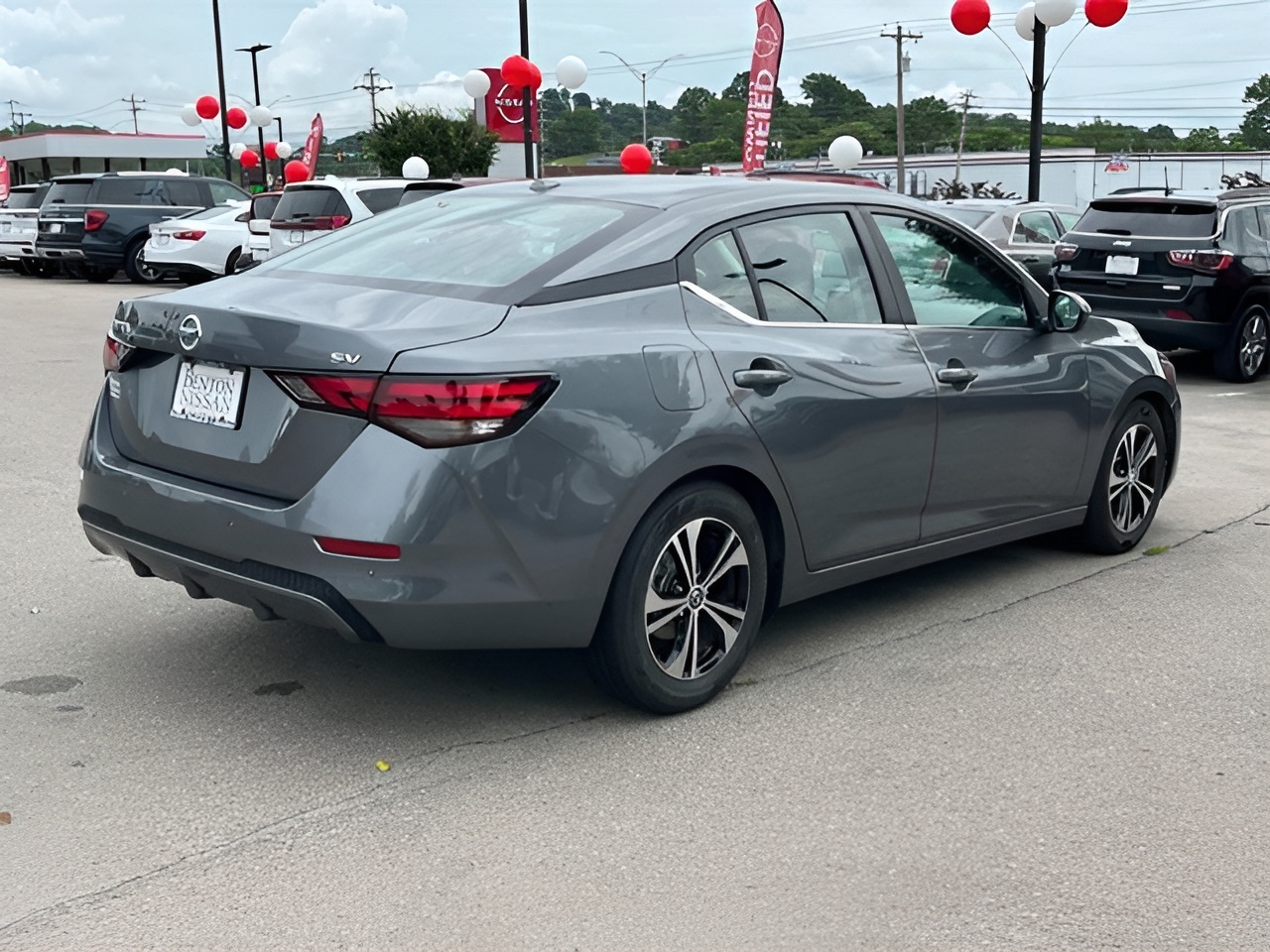 Vehicle image 41 of 44