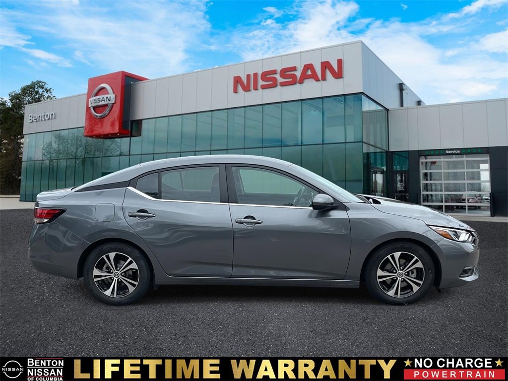 Vehicle image 4 of 44