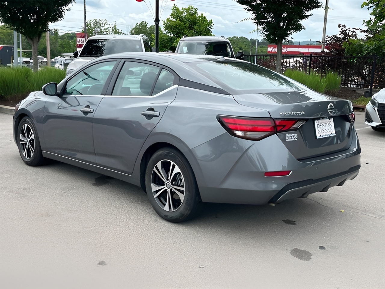 Vehicle image 43 of 44