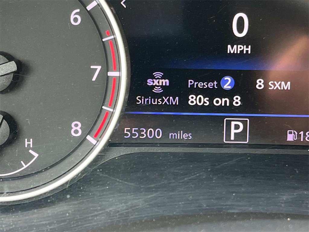 Vehicle image 36 of 44
