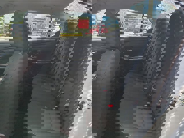 Vehicle image 13 of 36