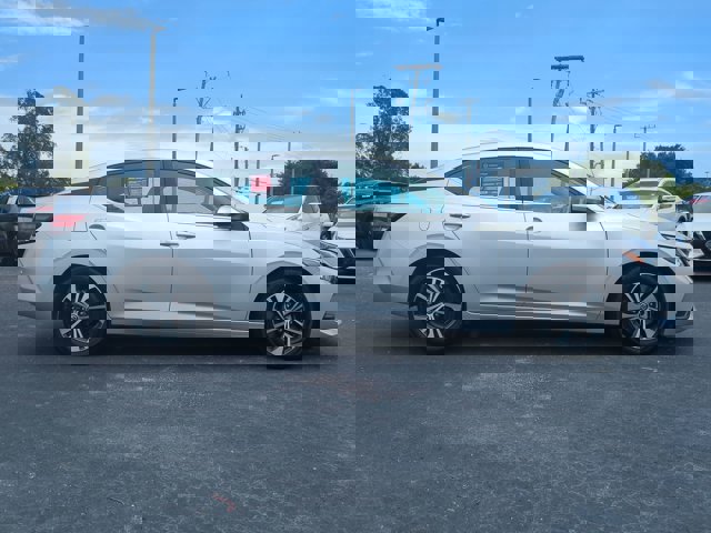 Vehicle image 5 of 36
