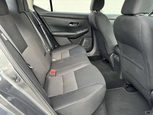 Vehicle image 20 of 27