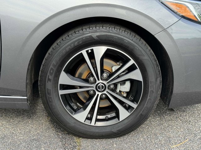Vehicle image 26 of 27