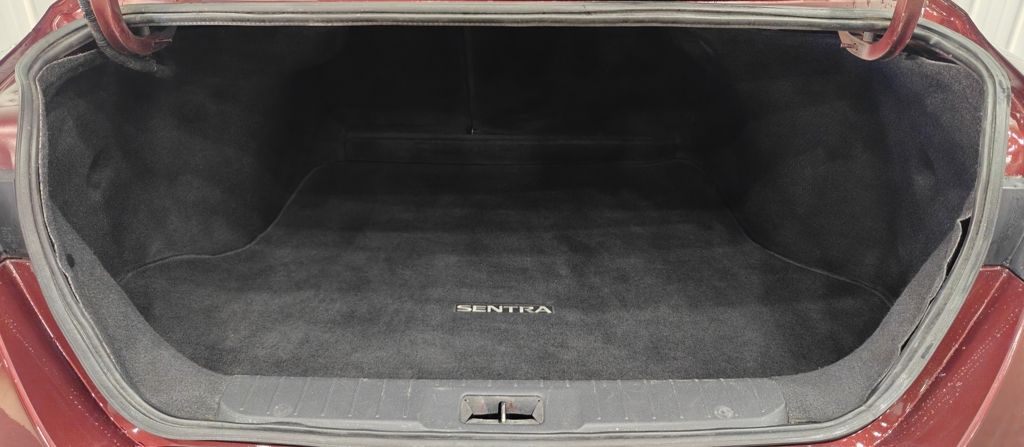 Vehicle image 28 of 47