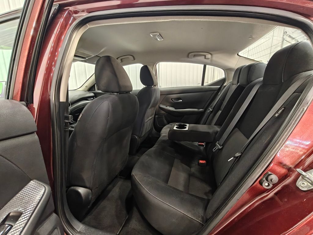 Vehicle image 26 of 47