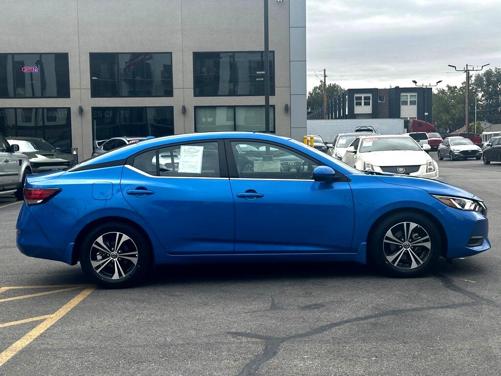 Vehicle image 3 of 27