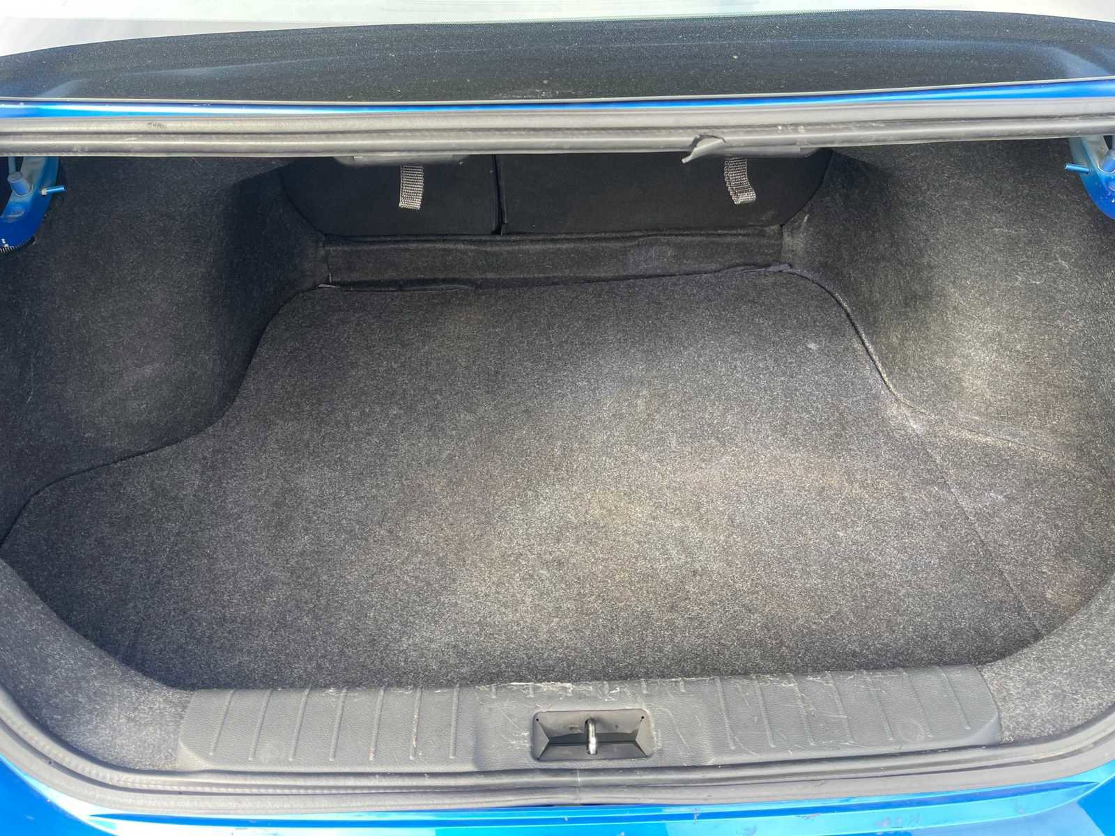 Vehicle image 9 of 27