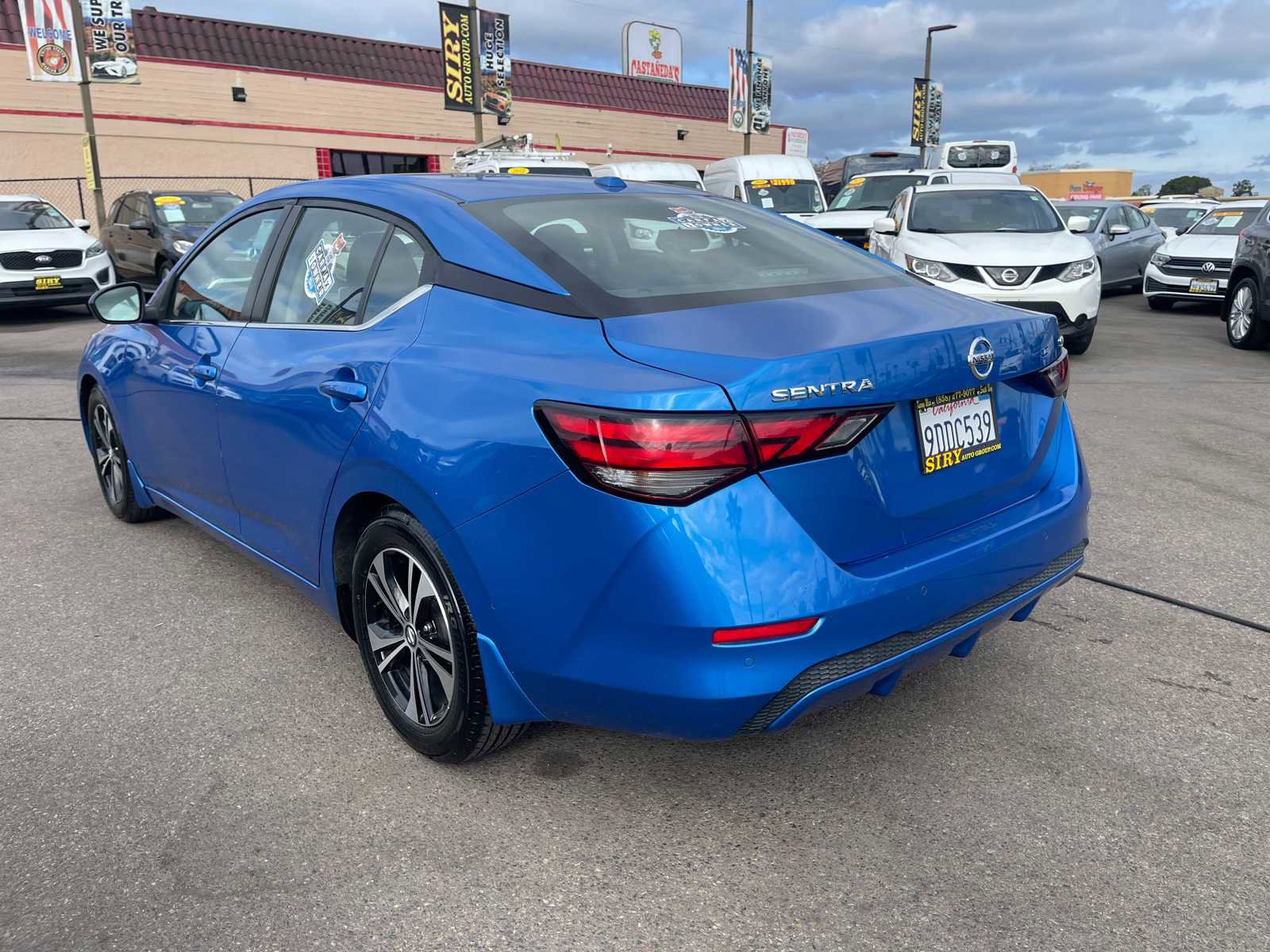 Vehicle image 7 of 27