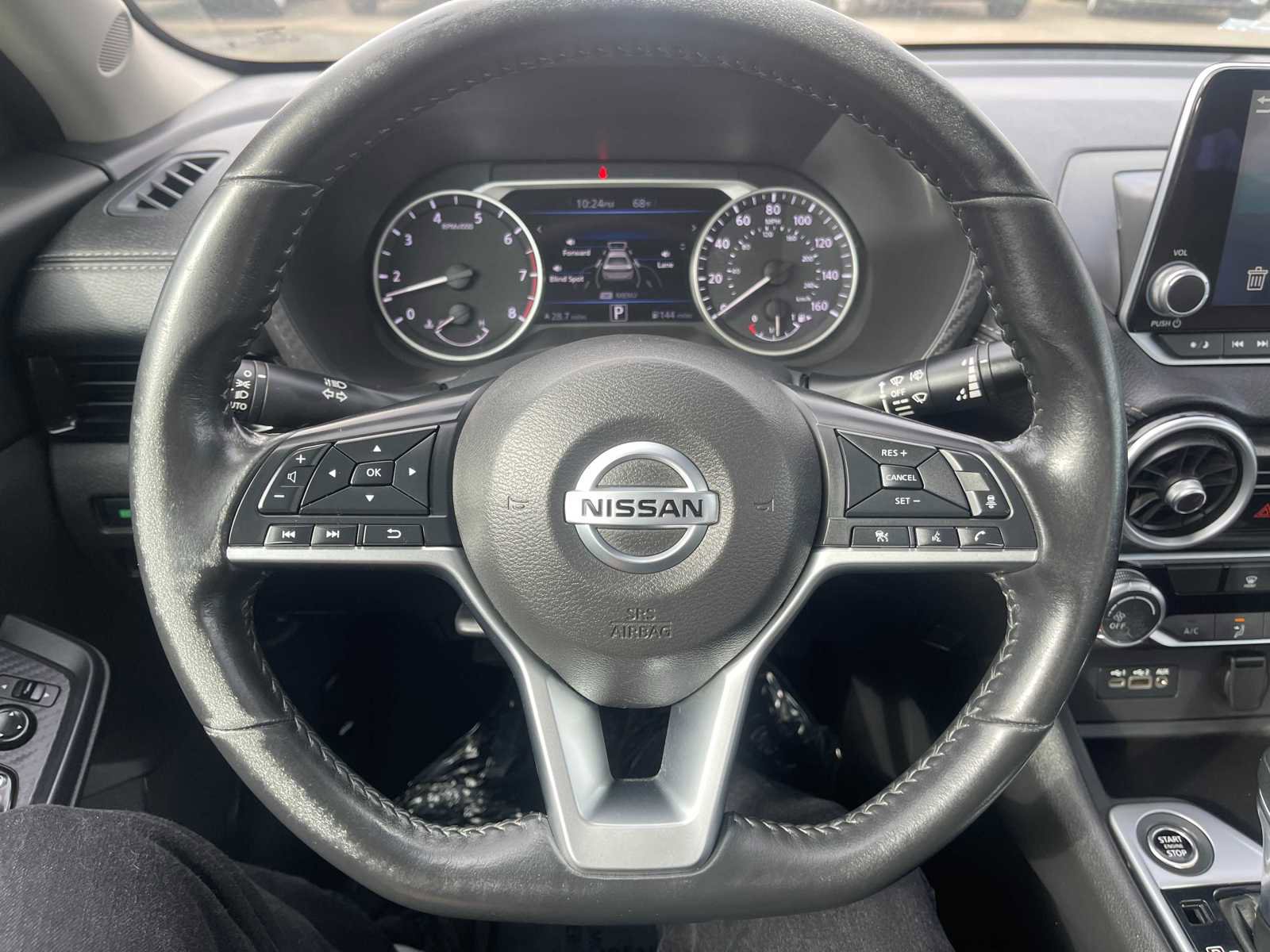 Vehicle image 26 of 27