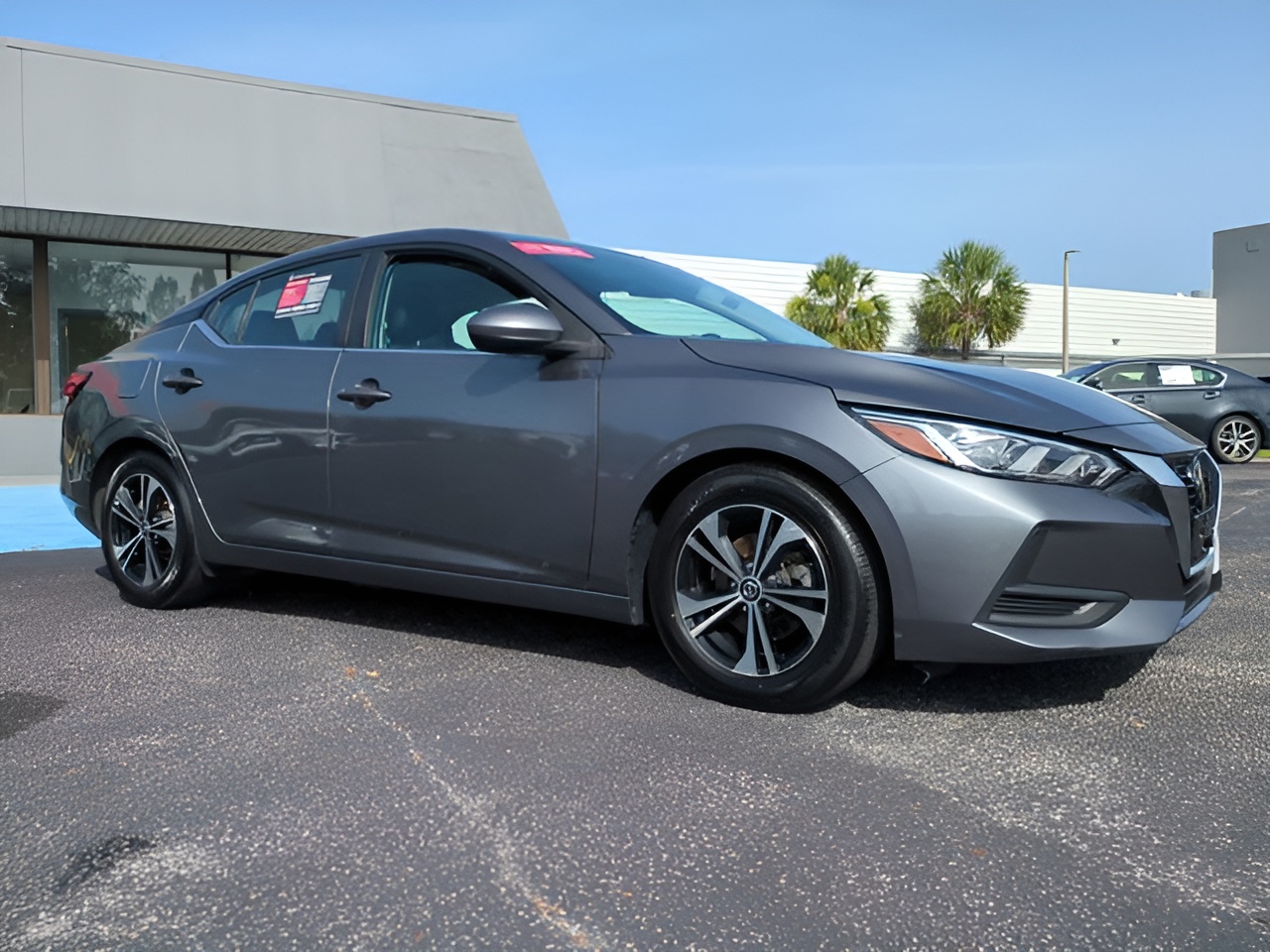 Vehicle image 27 of 28