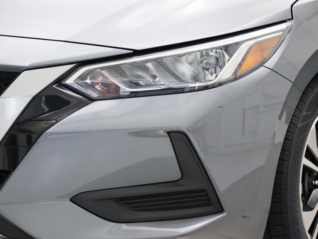 Vehicle image 43 of 52