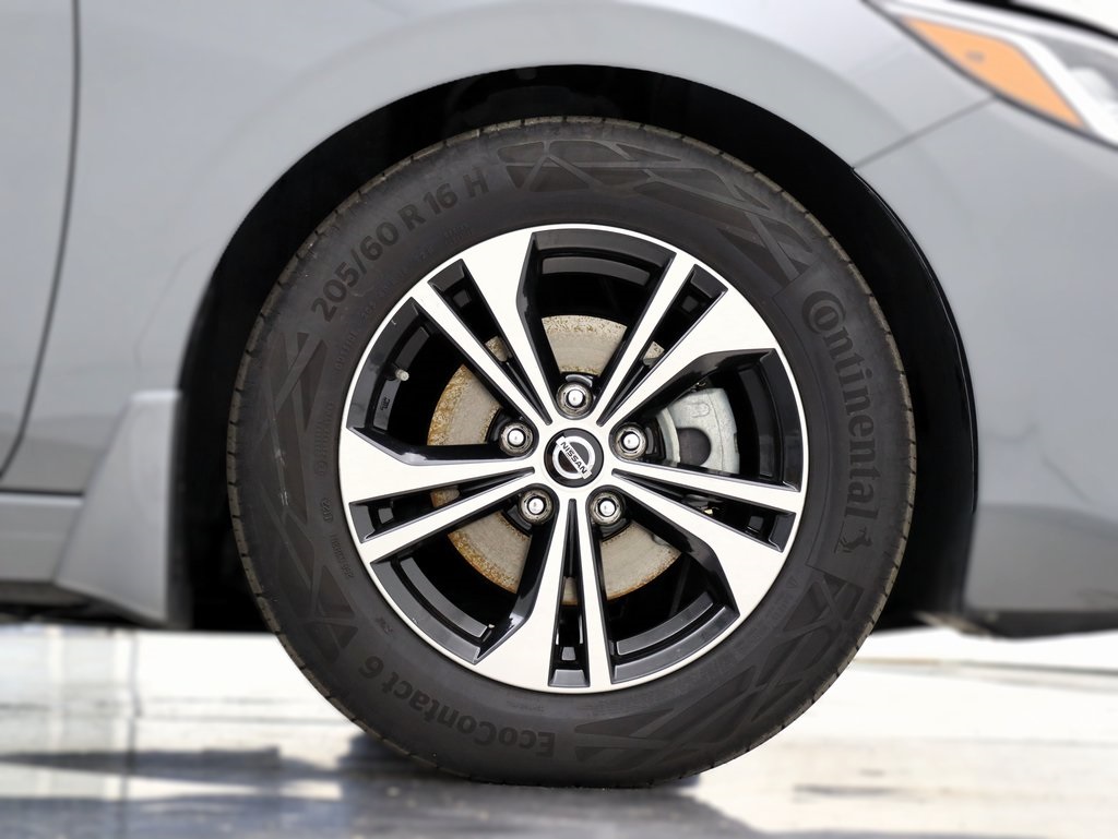 Vehicle image 19 of 52