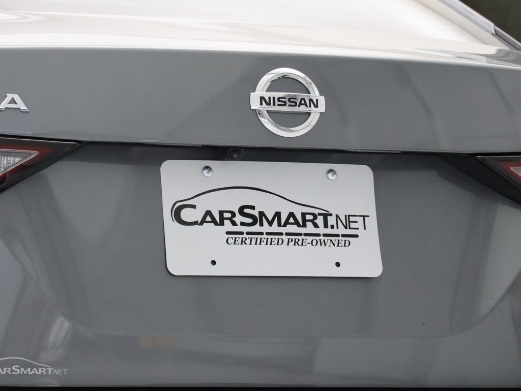 Vehicle image 44 of 52