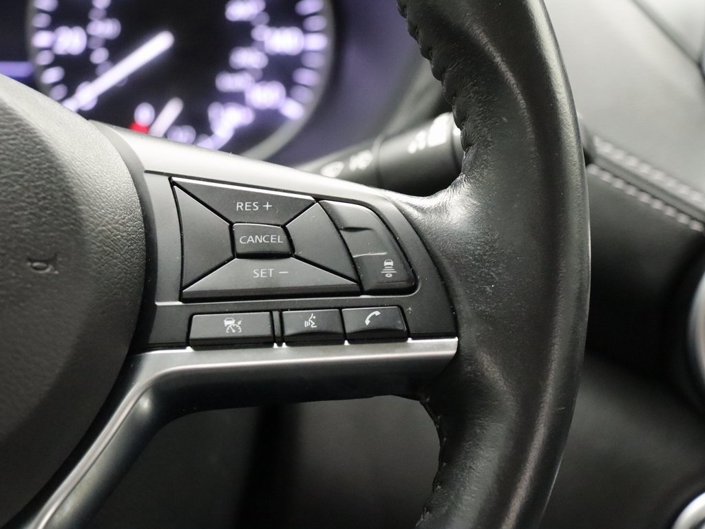Vehicle image 45 of 52