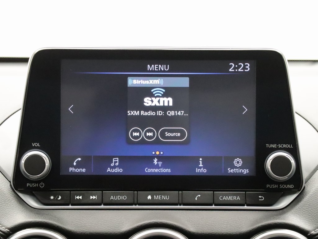 Vehicle image 33 of 52