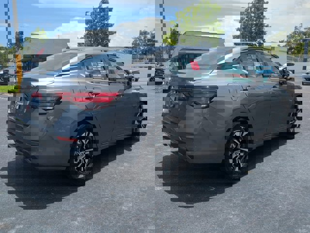 Vehicle image 6 of 35