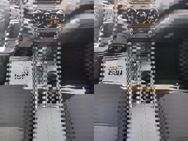 Vehicle image 18 of 35
