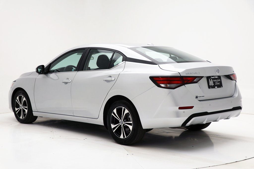Vehicle image 6 of 22