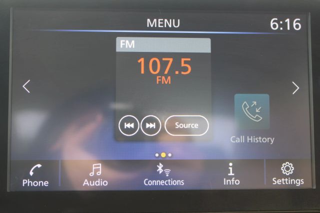 Vehicle image 15 of 40