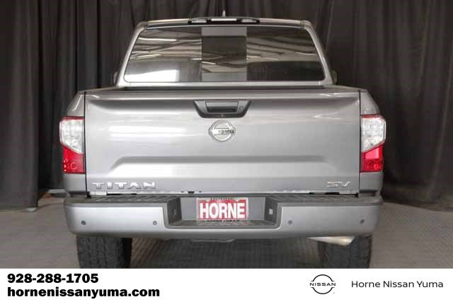Vehicle image 5 of 15