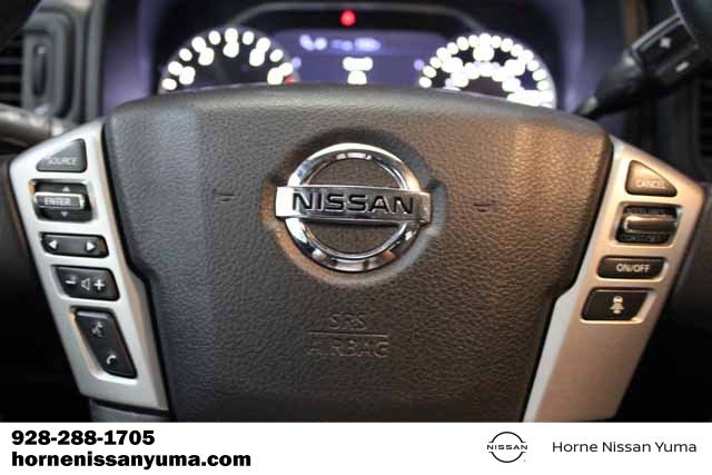 Vehicle image 12 of 15