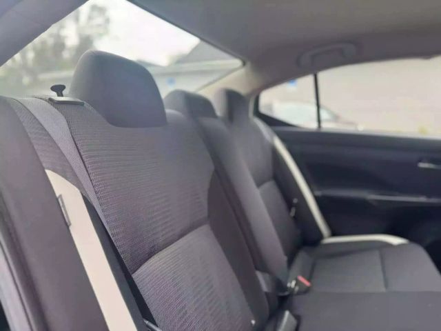 Vehicle image 13 of 13