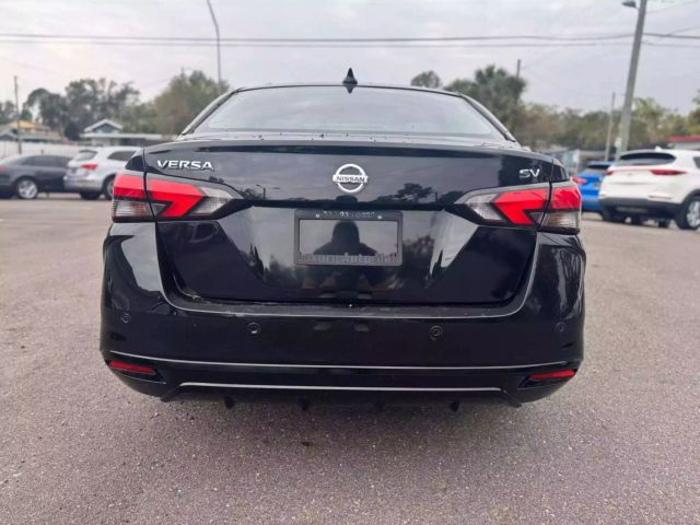 Vehicle image 6 of 13