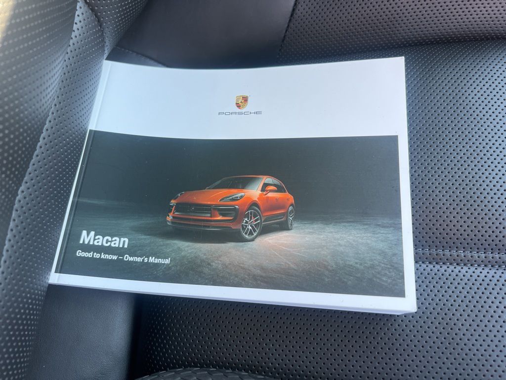 2022 Porsche Macan Base Image 45 of 59