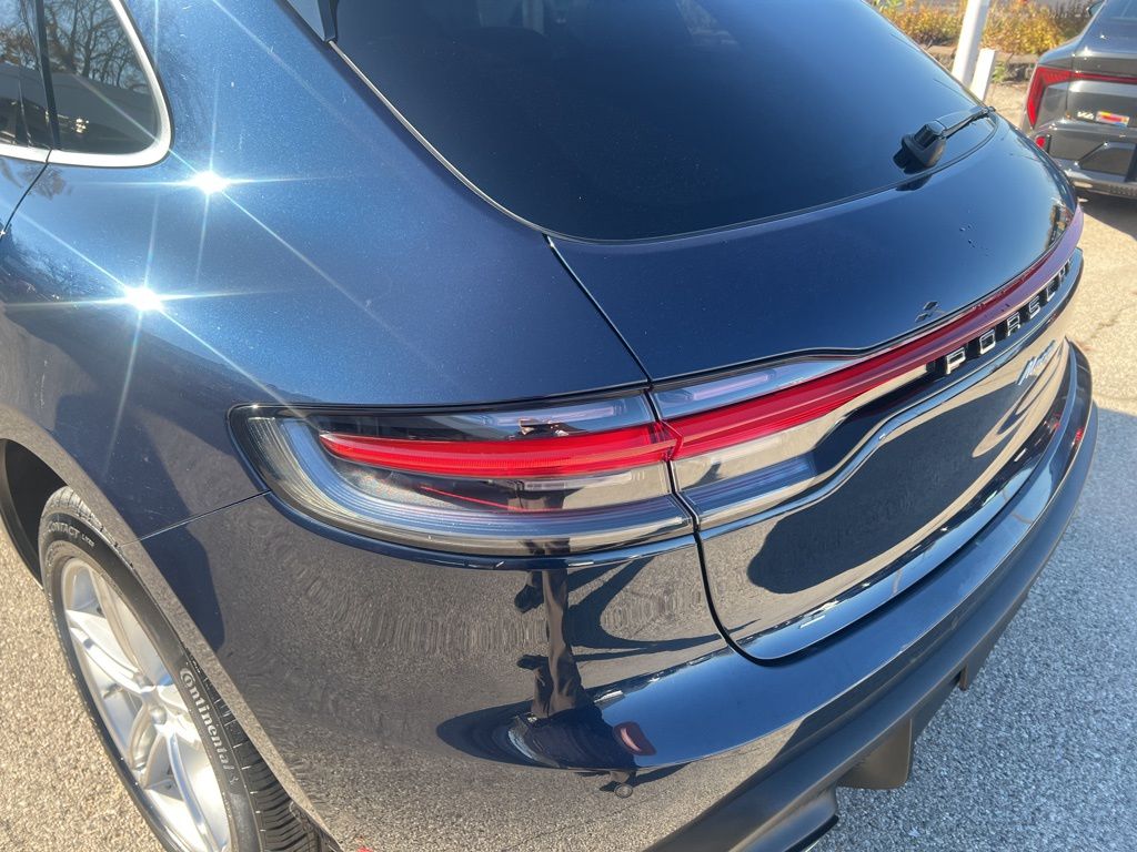 2022 Porsche Macan Base Image 51 of 59