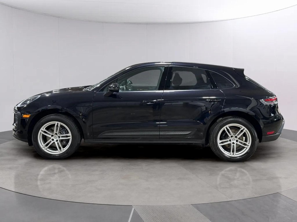 2022 Porsche Macan Base Image 8 of 29