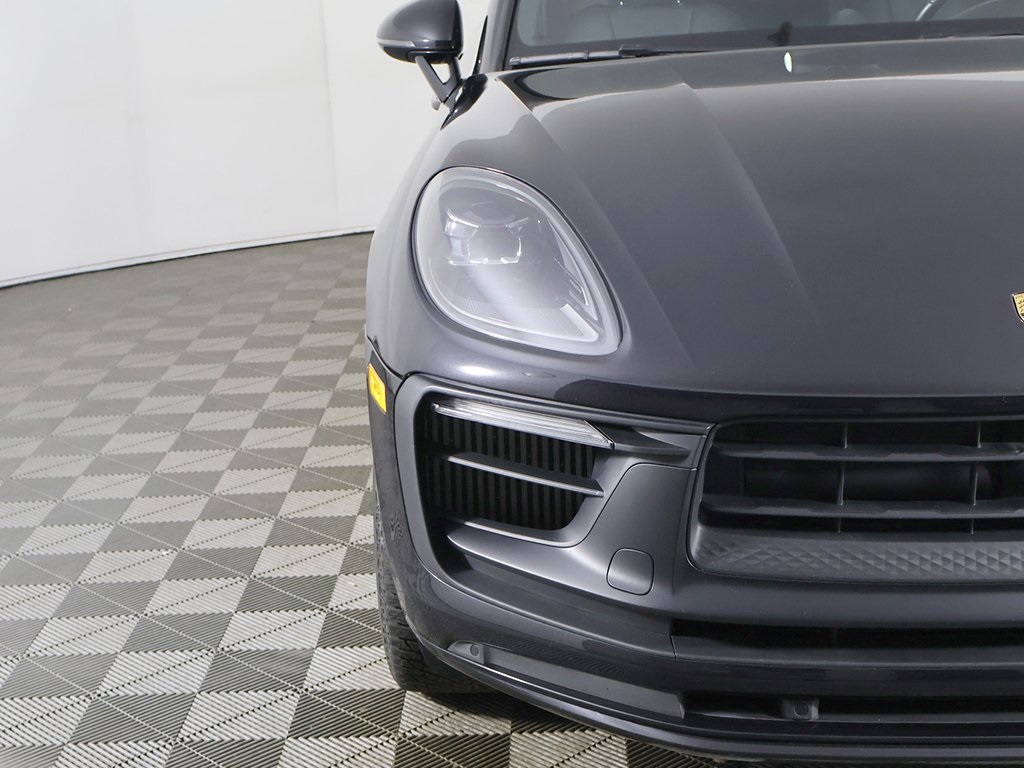 2022 Porsche Macan GTS Image 44 of 64