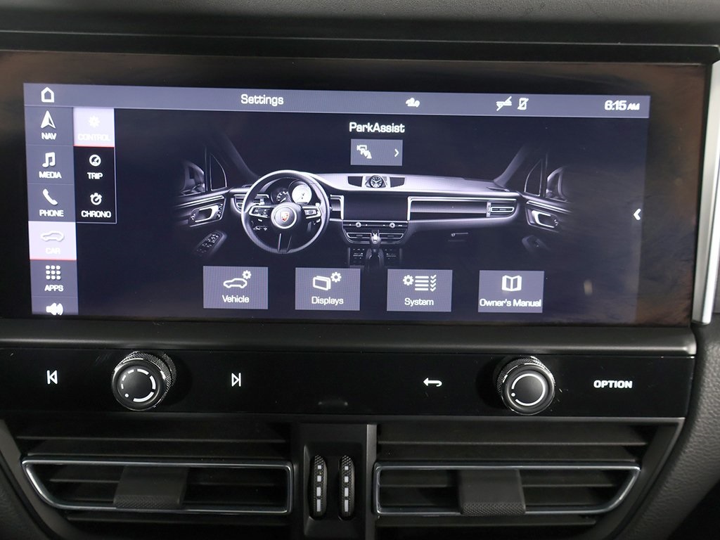 2022 Porsche Macan GTS Image 32 of 64