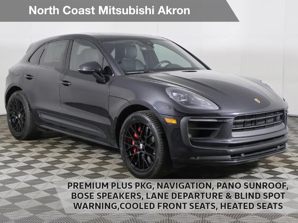 2022 Porsche Macan GTS Image 6 of 64