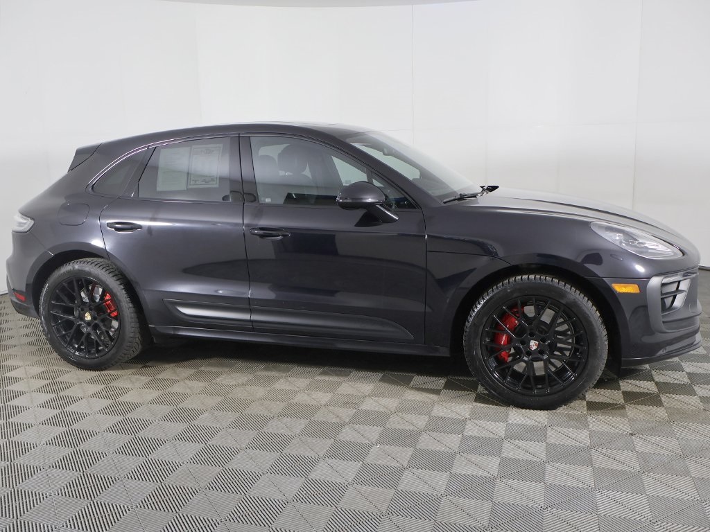 2022 Porsche Macan GTS Image 7 of 64