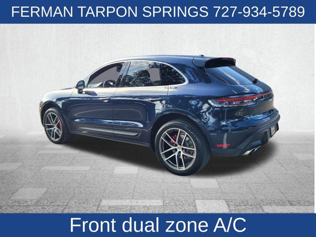 2022 Porsche Macan S Image 9 of 34