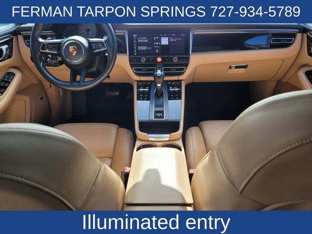 2022 Porsche Macan S Image 19 of 34