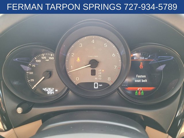 2022 Porsche Macan S Image 21 of 34