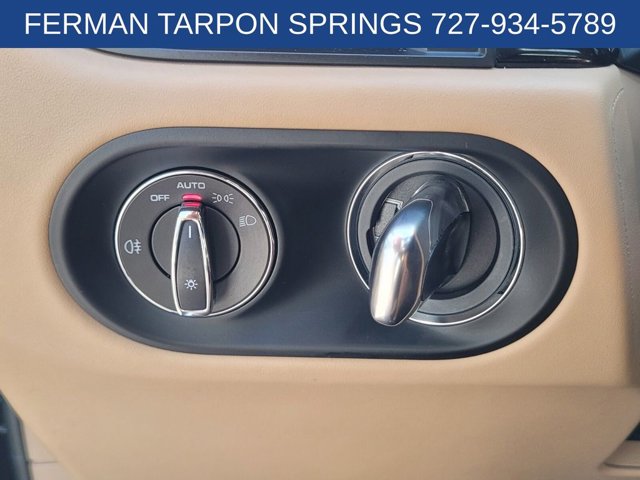 2022 Porsche Macan S Image 34 of 34