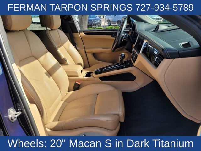 2022 Porsche Macan S Image 16 of 34