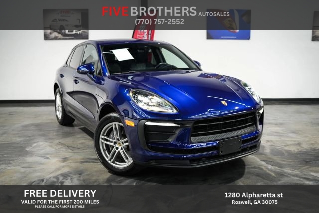 2022 Porsche Macan Base Image 1 of 53