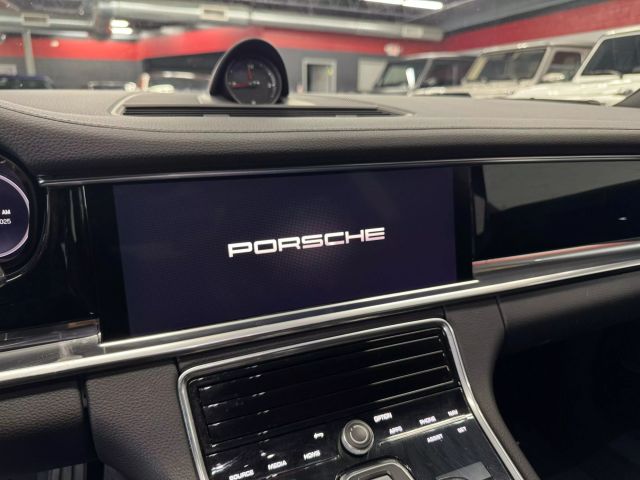 Vehicle image 32 of 39