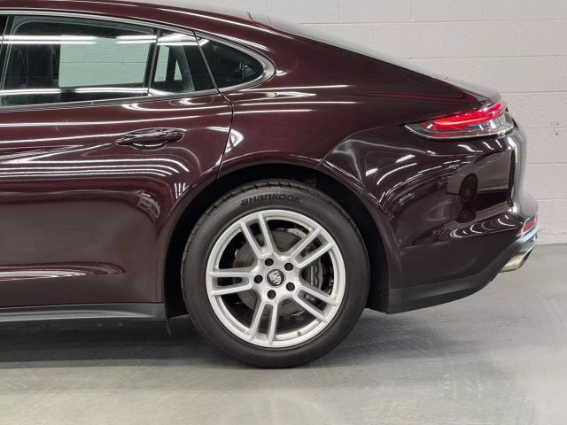 Vehicle image 14 of 39