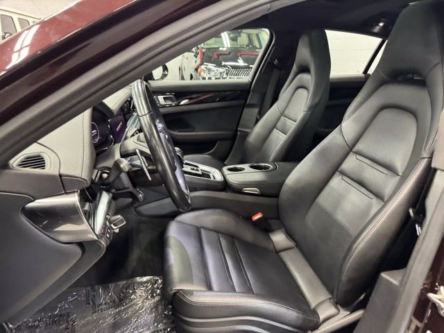 Vehicle image 21 of 39