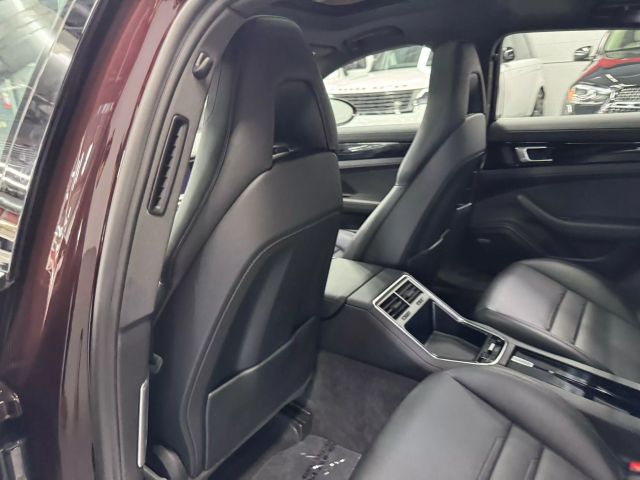 Vehicle image 20 of 39