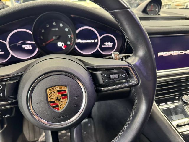 Vehicle image 36 of 39