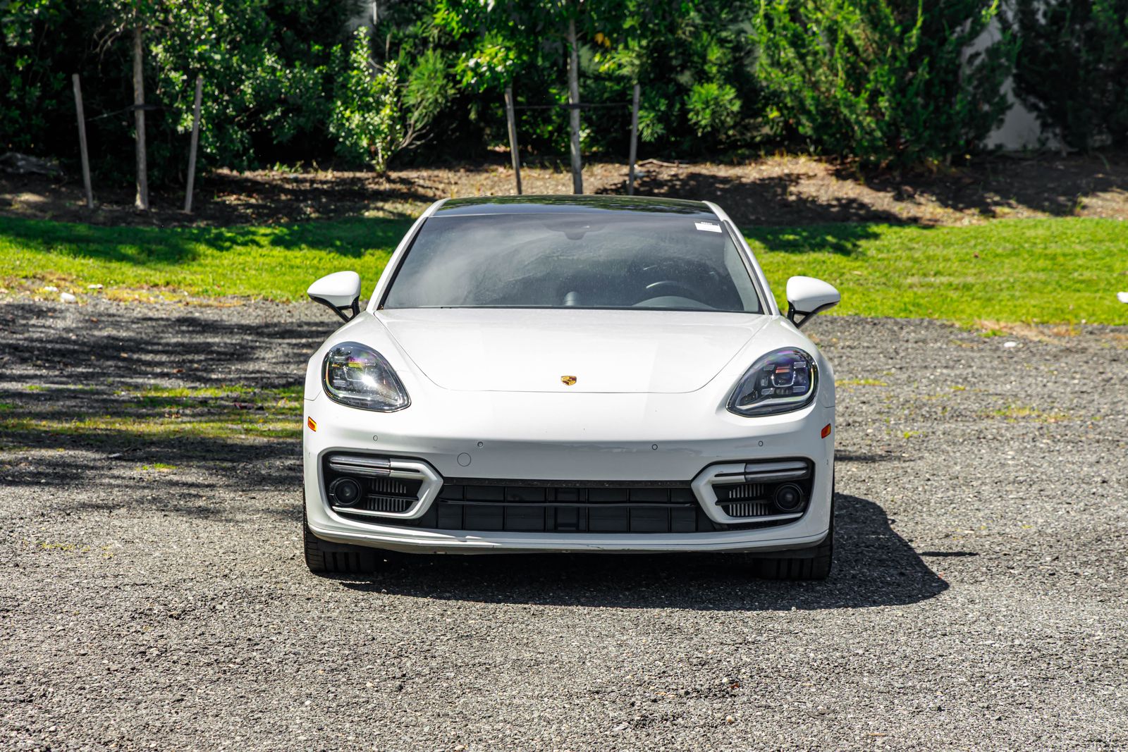 2022 Porsche Panamera Base Image 3 of 24
